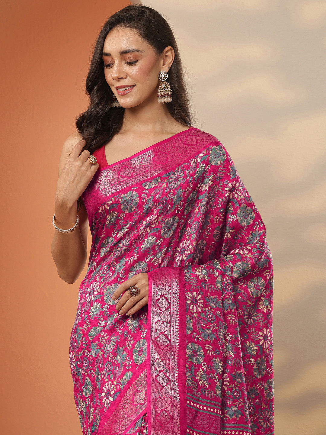 Pink Printed Silk Blend Saree With Unstitched Blouse Piece