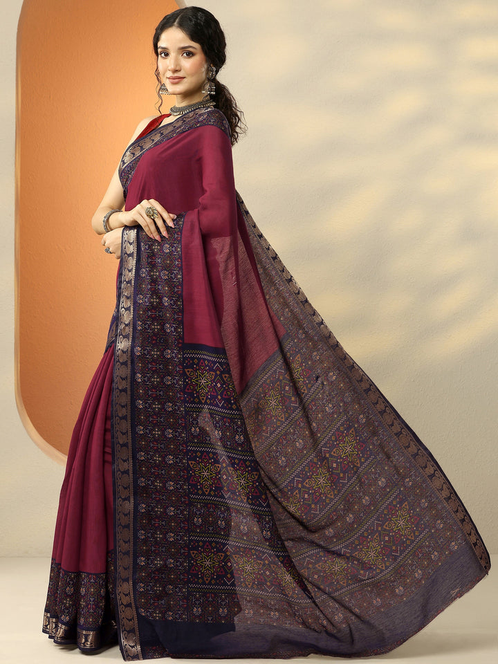 Maroon Solid Silk Blend Saree With Unstitched Blouse Piece