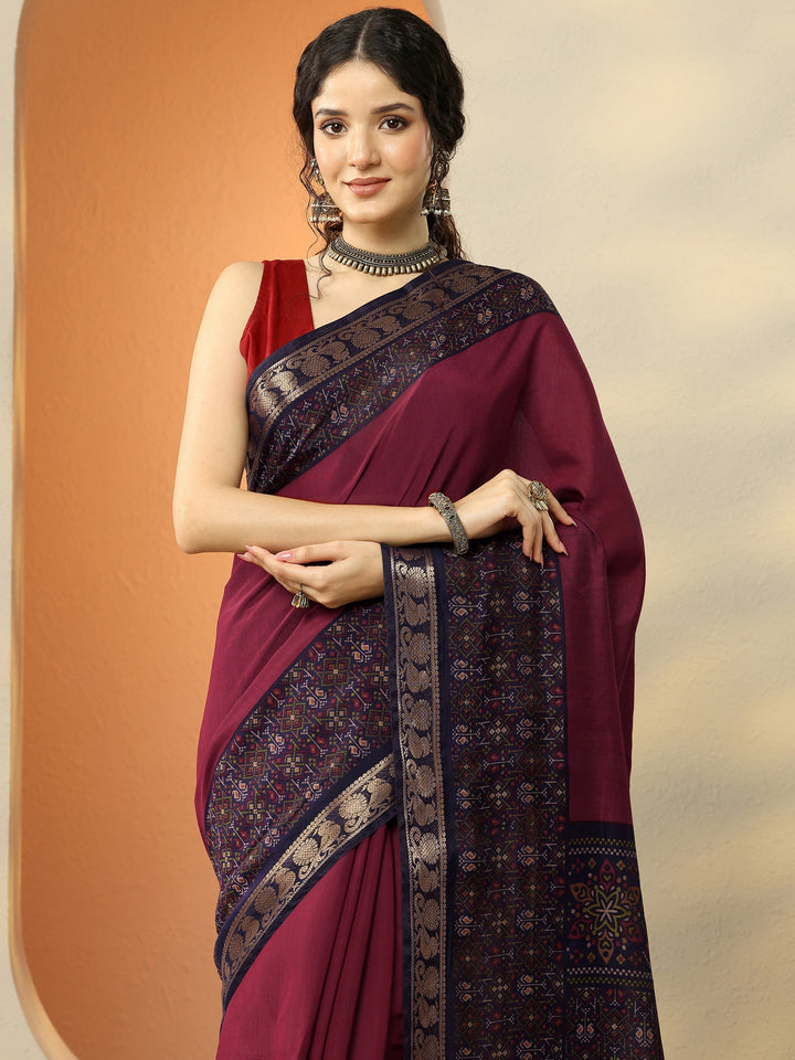 Maroon Solid Silk Blend Saree With Unstitched Blouse Piece