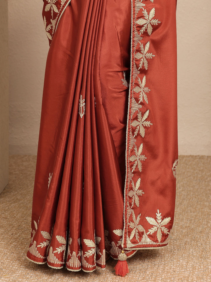 Red Embroidered Silk Blend Saree With Unstitched Blouse Piece