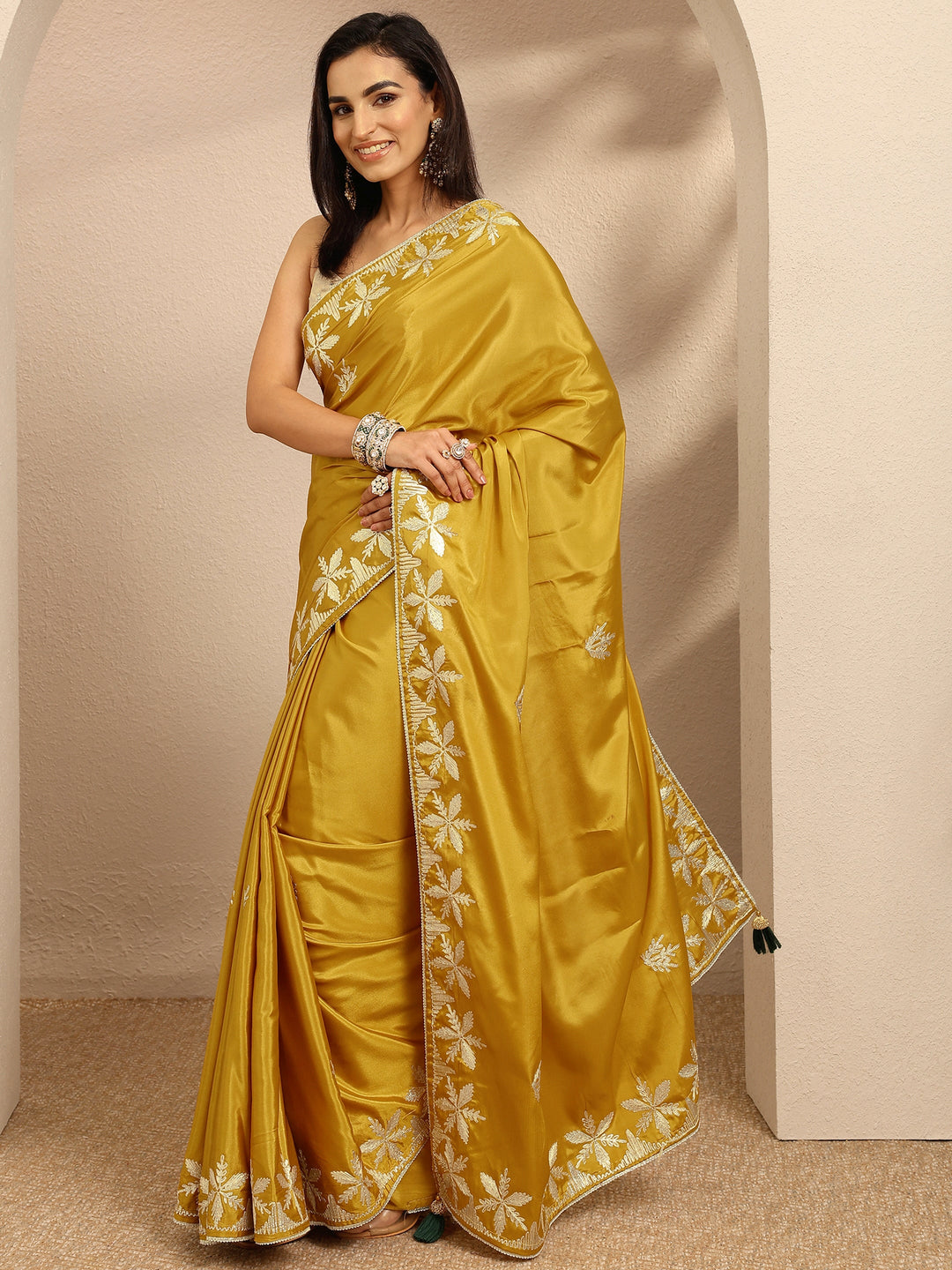 Mustard Embroidered Silk Blend Saree With Unstitched Blouse Piece
