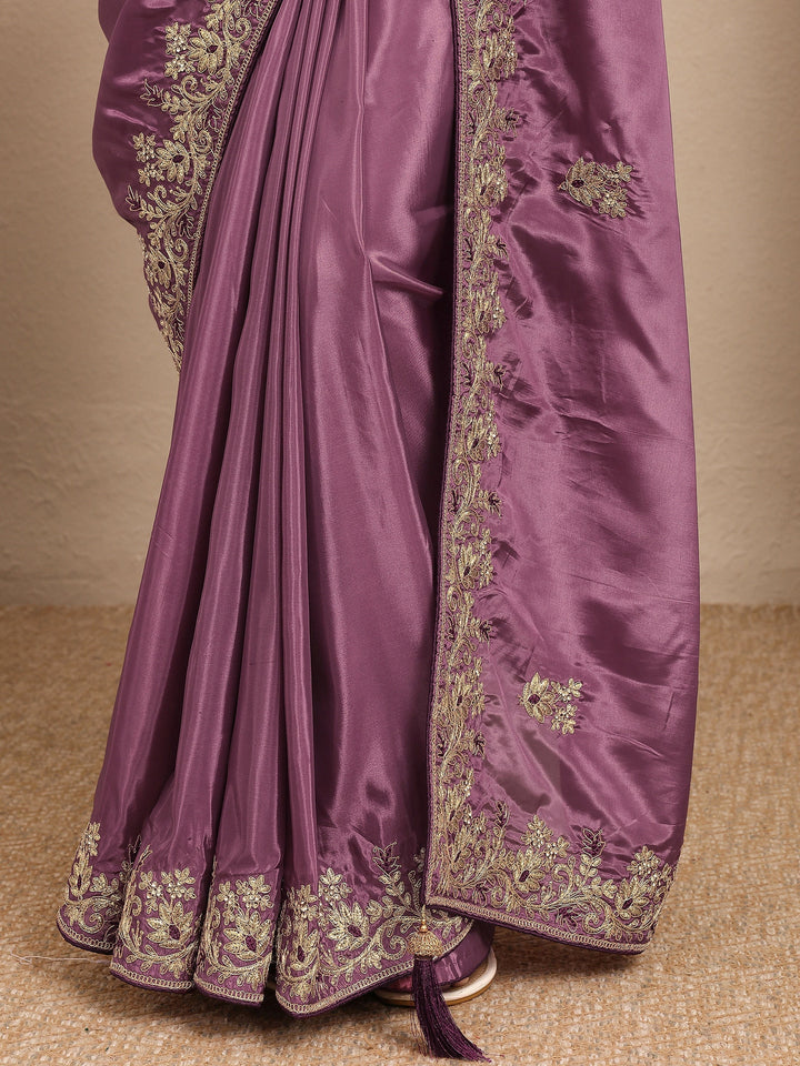 Mauve Embroidered Silk Blend Saree With Unstitched Blouse Piece