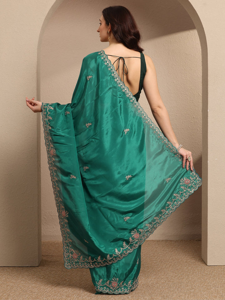 Green Embroidered Silk Blend Saree With Unstitched Blouse Piece