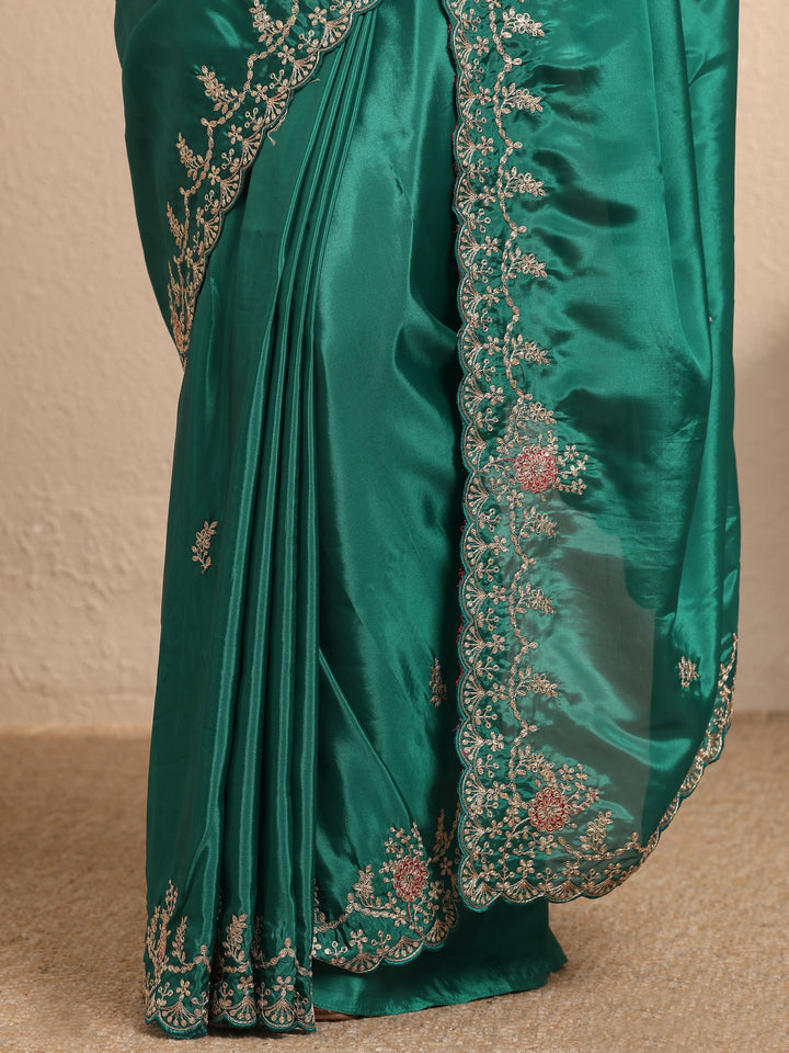 Green Embroidered Silk Blend Saree With Unstitched Blouse Piece