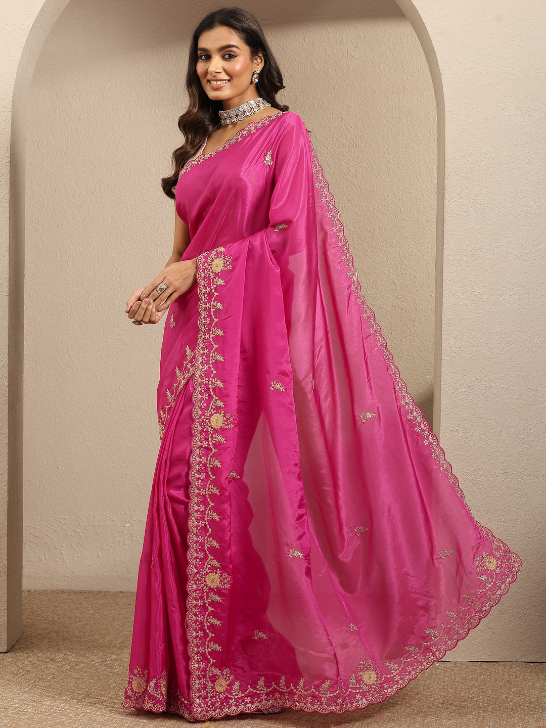 Pink Embroidered Silk Blend Saree With Unstitched Blouse Piece