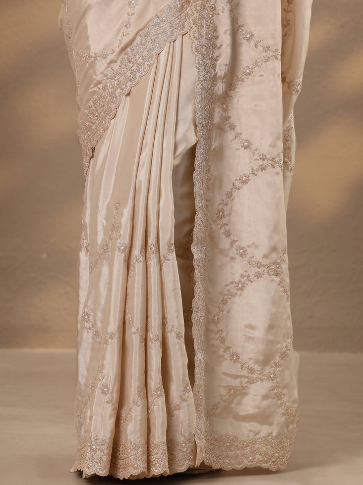 Cream Embroidered Silk Blend Saree With Unstitched Blouse Piece