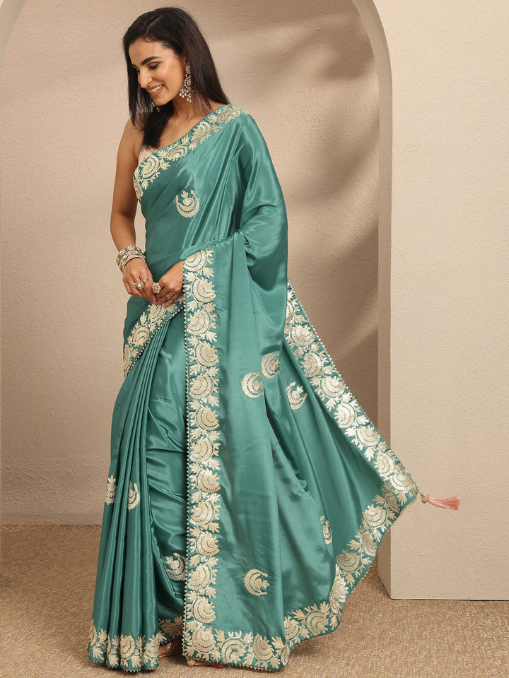 Green Embroidered Silk Blend Saree With Unstitched Blouse Piece