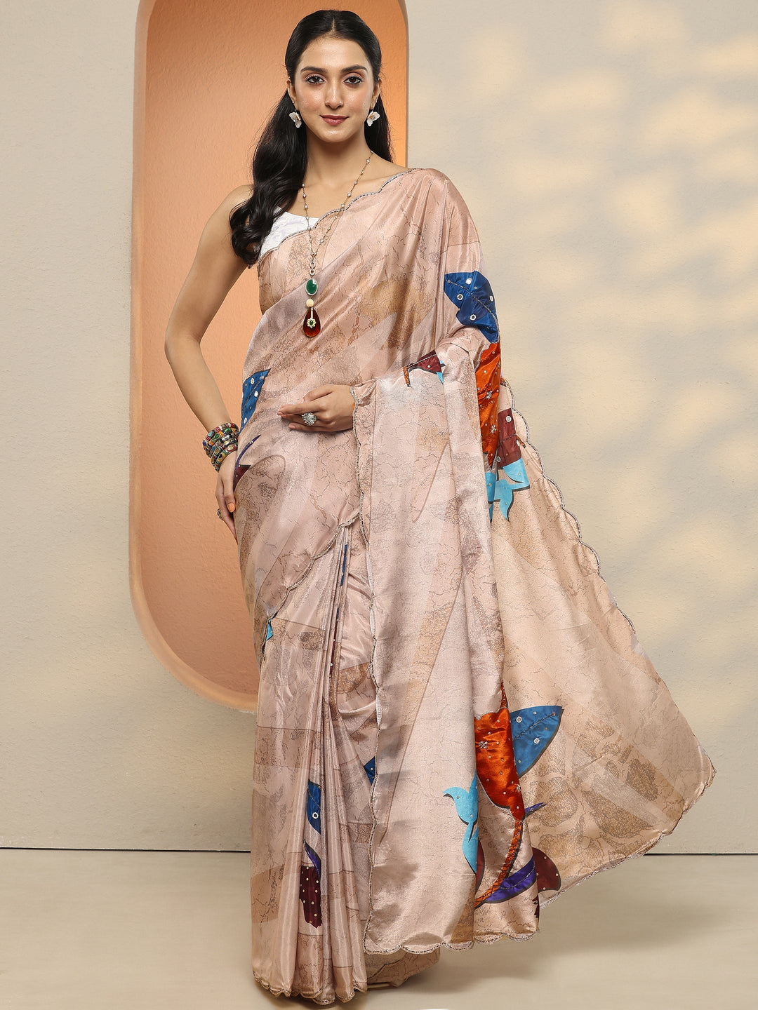 Beige Printed Silk Blend Saree With Unstitched Blouse Piece