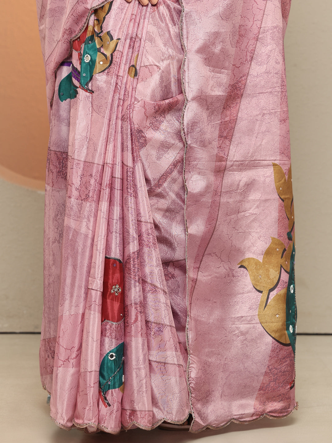 Pink Printed Silk Blend Saree With Unstitched Blouse Piece