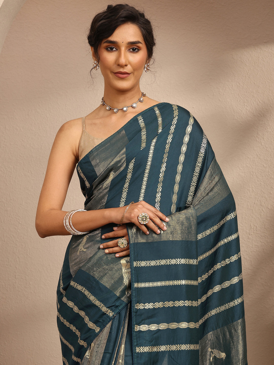 Navy Blue Woven Design Banarsi Silk Blend Saree With Unstitched Blouse Piece