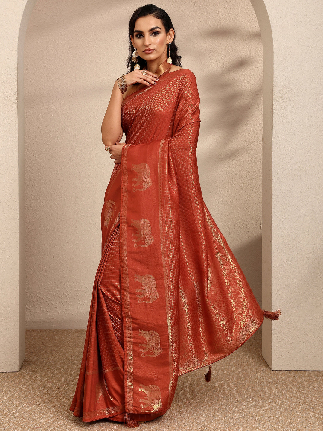 Rust Checkered Woven Design Silk Blend Saree With Unstitched Blouse Piece