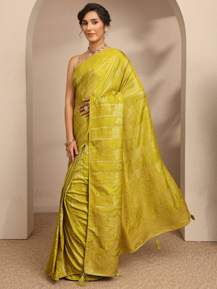 Lime Green Woven Design Banarsi Silk Blend Saree With Unstitched Blouse Piece