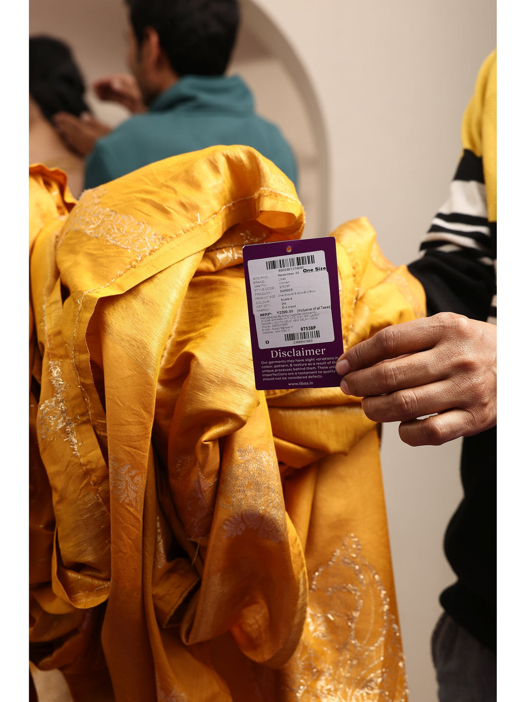 Mustard Woven Design Banarsi Silk Blend Saree With Unstitched Blouse Piece