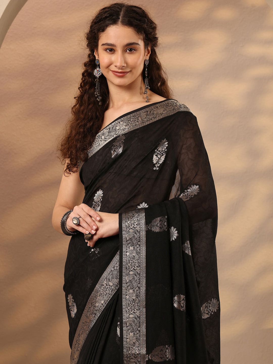 Black Woven Design Silk Blend Saree With Unstitched Blouse Piece