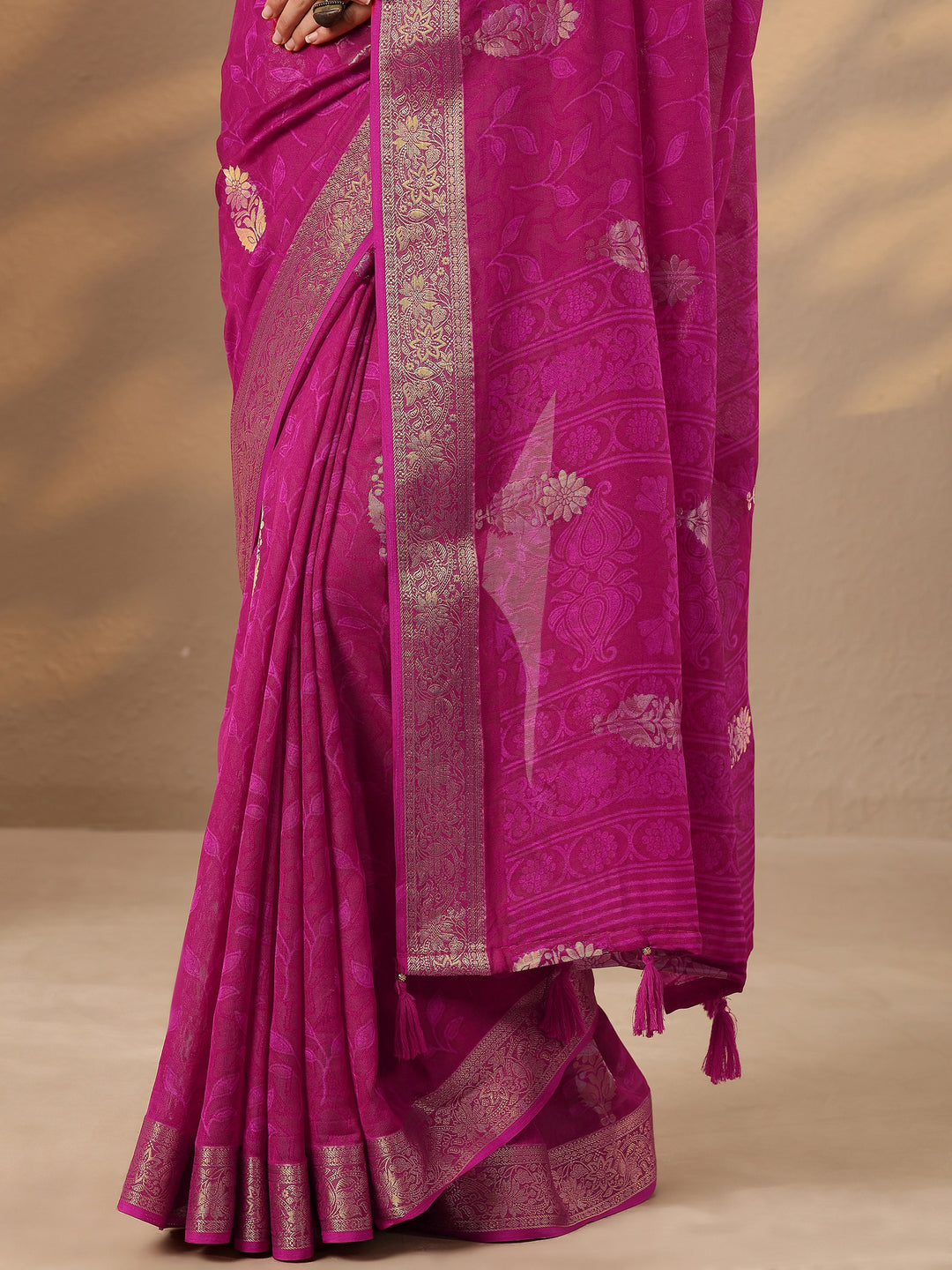 Pink Woven Design Silk Blend Saree With Unstitched Blouse Piece
