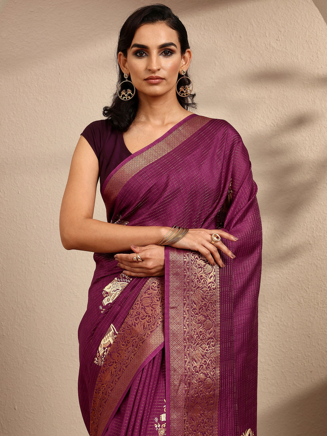Burgundy Printed Silk Blend Saree With Unstitched Blouse Piece
