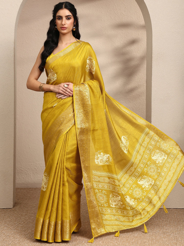 Mustard Printed Silk Blend Saree With Unstitched Blouse Piece