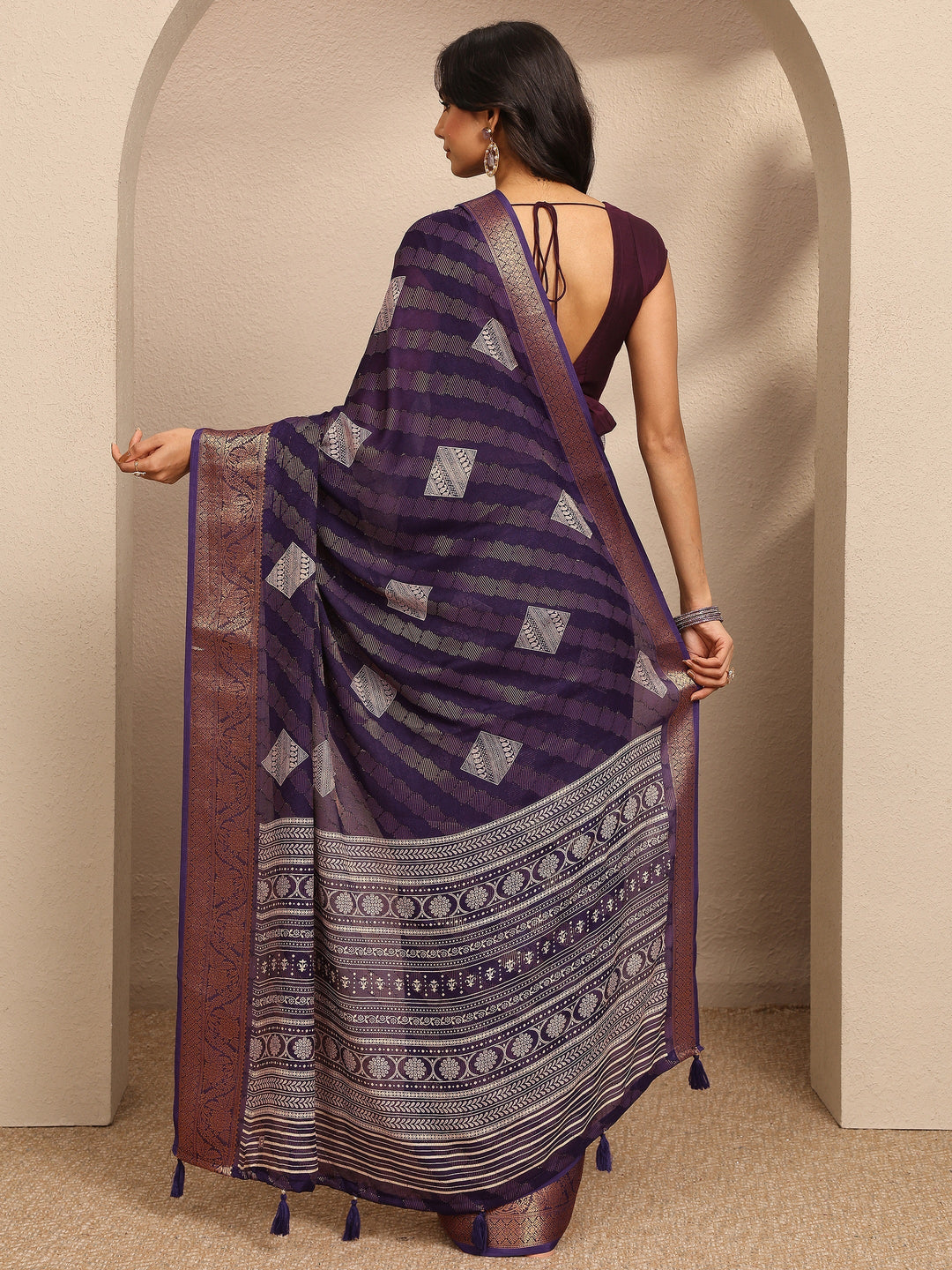 Purple Paisley Woven Design Banarsi Georgette Saree With Unstitched Blouse Piece