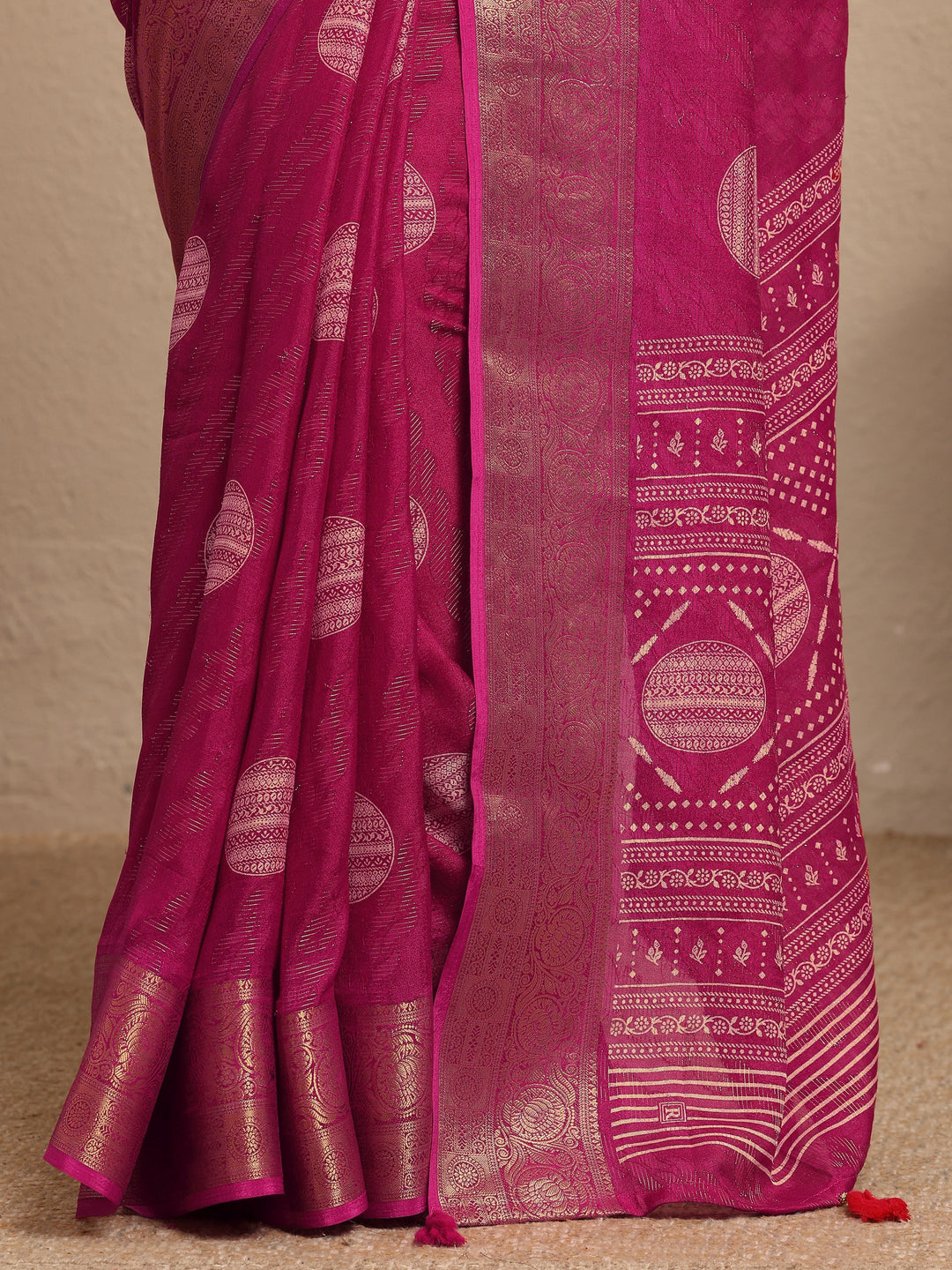 Pink Printed Georgette Saree With Unstitched Blouse Piece