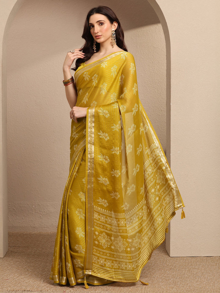 Mustard Printed Silk Blend Saree With Unstitched Blouse Piece