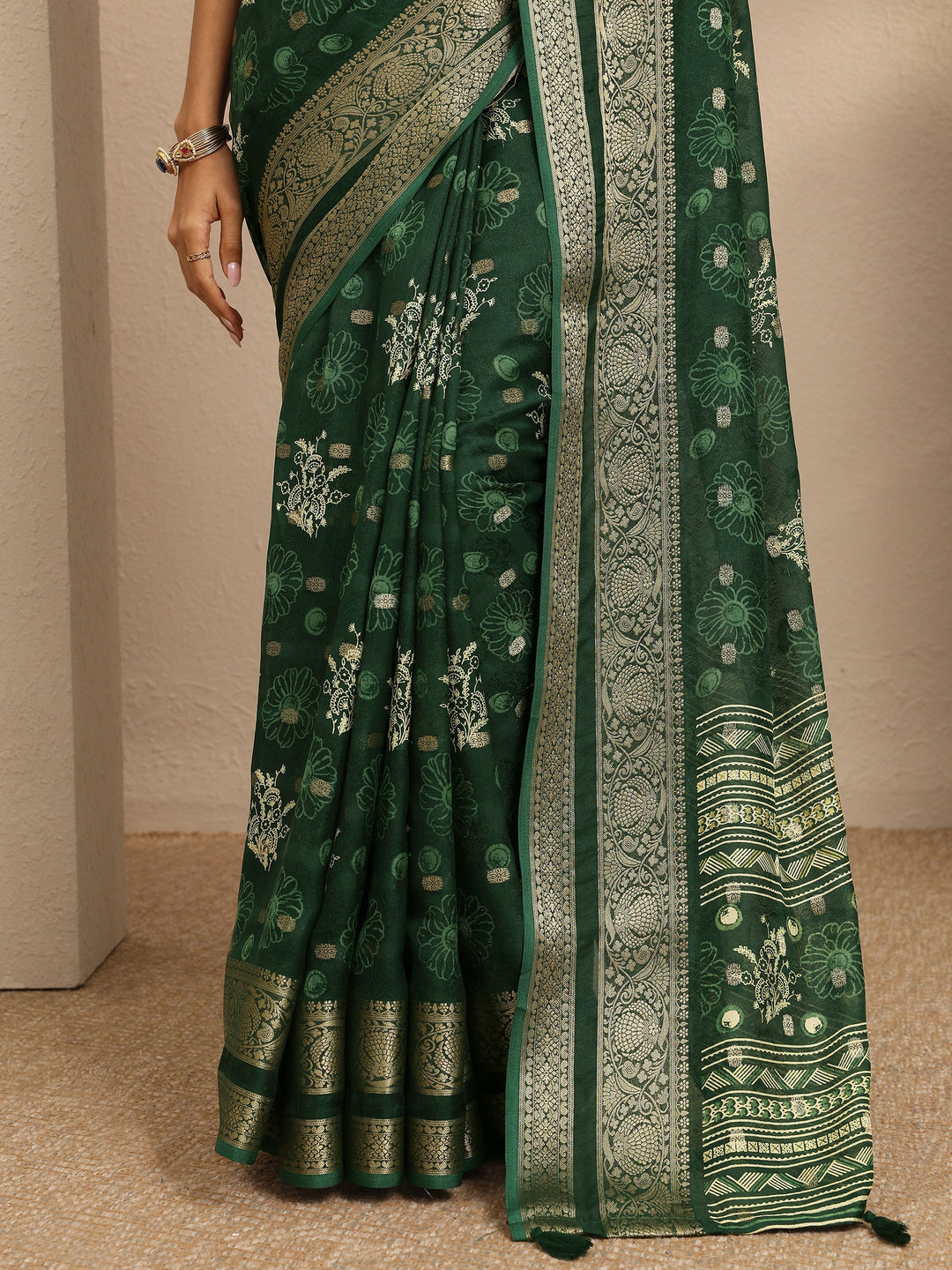 Blue Printed Georgette Saree With Unstitched Blouse Piece