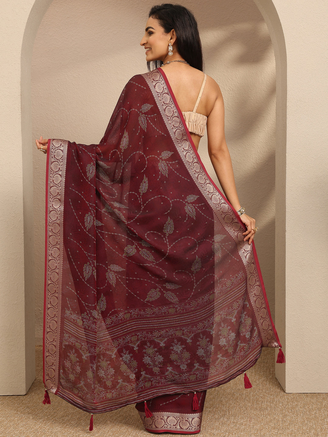 Maroon Printed Georgette Saree With Unstitched Blouse Piece