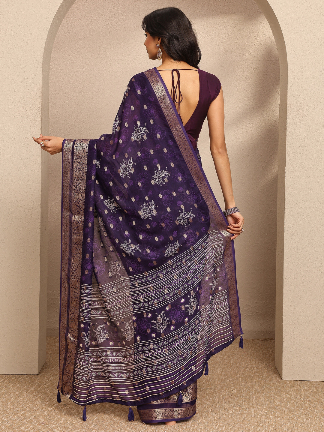 Purple Printed Georgette Saree With Unstitched Blouse Piece