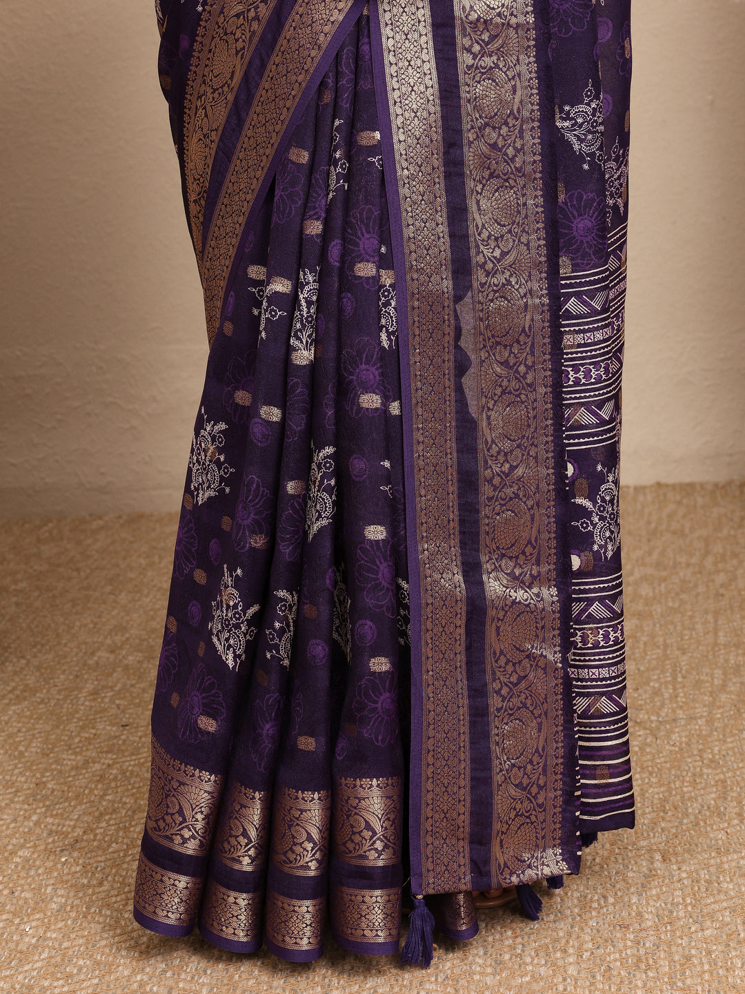 Purple Printed Georgette Saree With Unstitched Blouse Piece