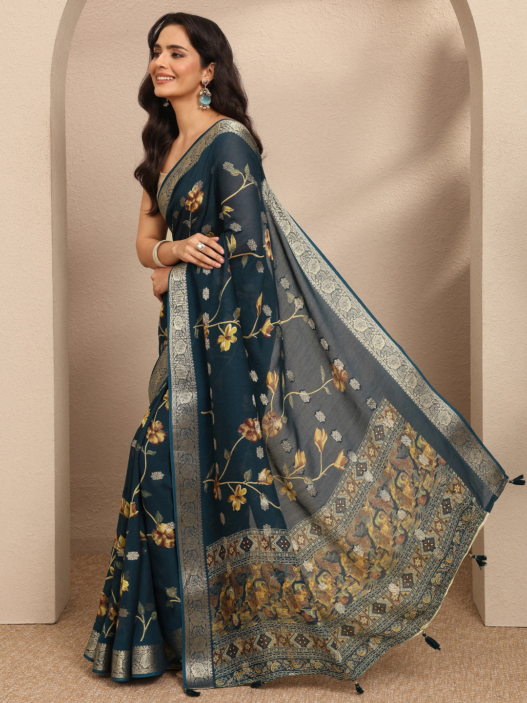 Teal Printed Georgette Saree With Unstitched Blouse Piece