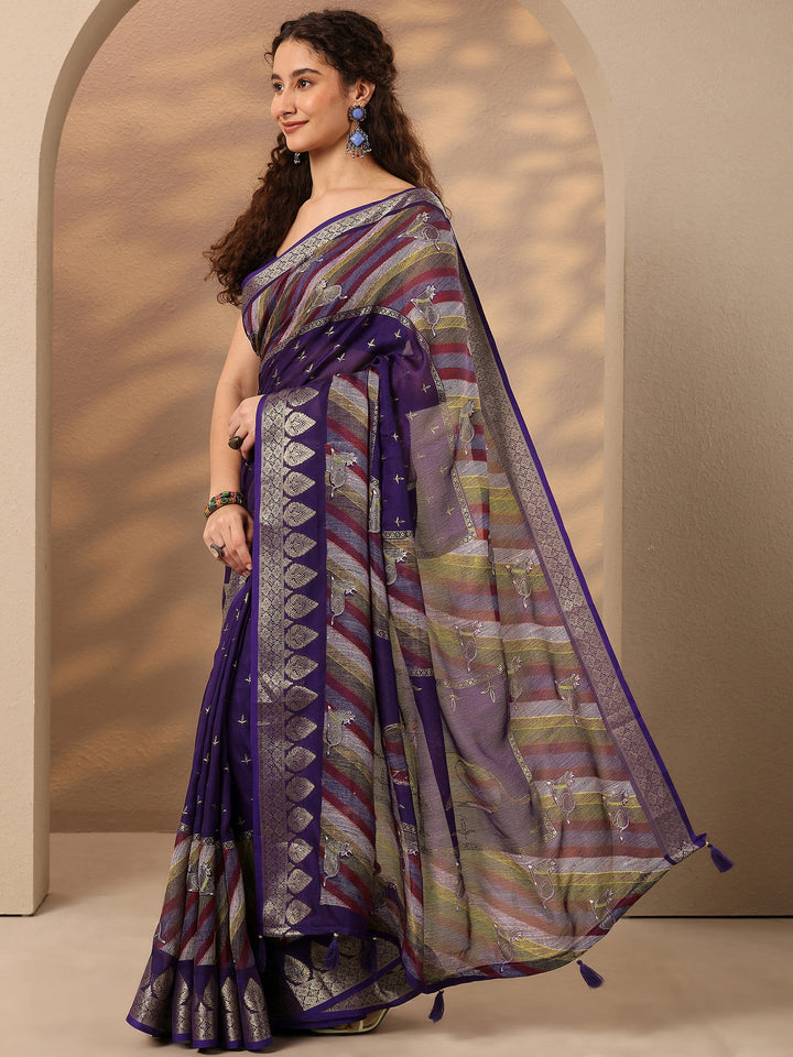 Purple Printed Silk Blend Saree With Unstitched Blouse Piece