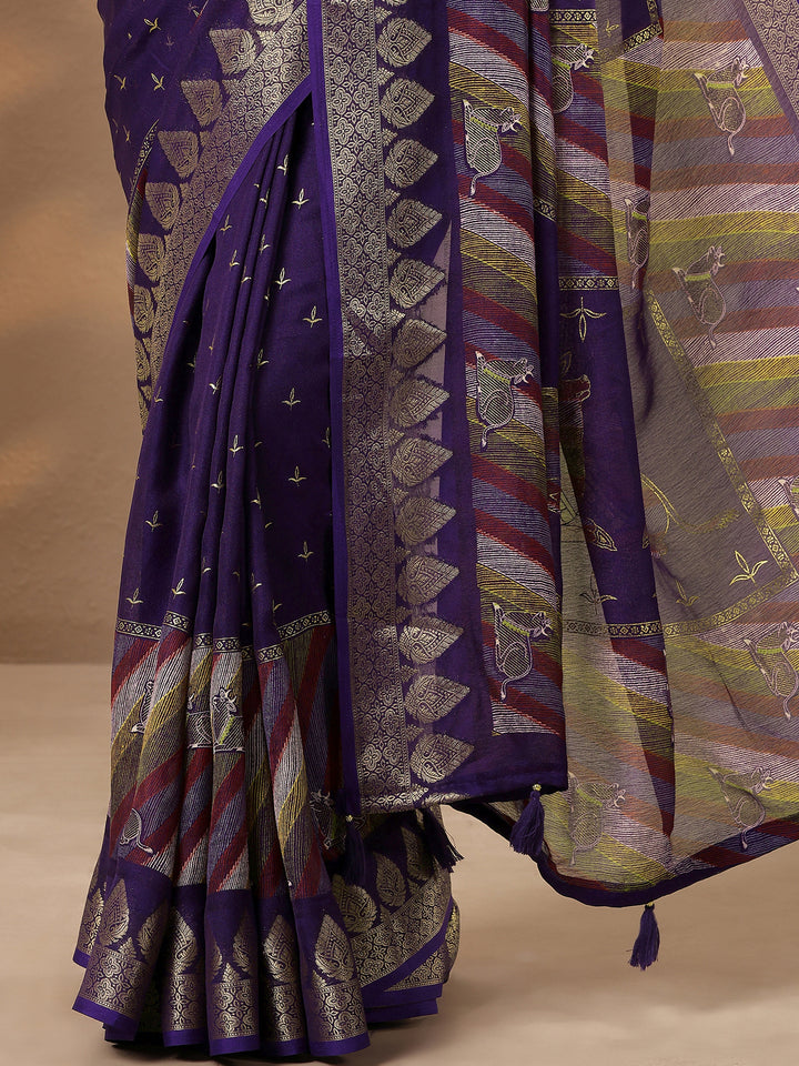 Purple Printed Silk Blend Saree With Unstitched Blouse Piece