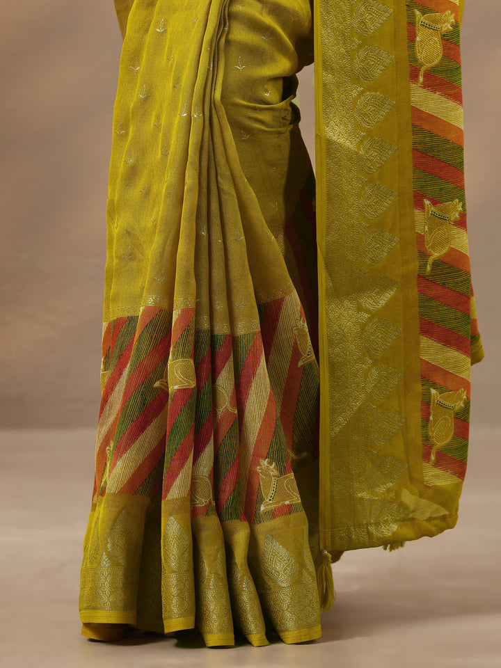 Lime Green Printed Silk Blend Saree With Unstitched Blouse Piece
