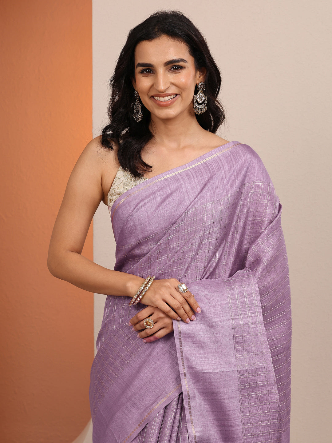 Purple Embellished Silk Blend Saree With Unstitched Blouse Piece