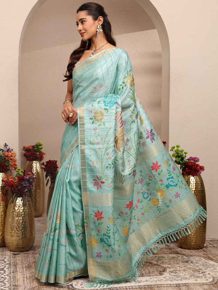 Blue Embroidered Silk Blend Saree With Unstitched Blouse Piece