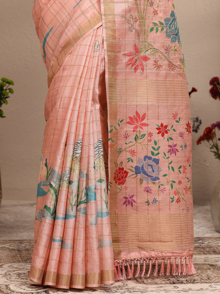Peach Embroidered Silk Blend Saree With Unstitched Blouse Piece
