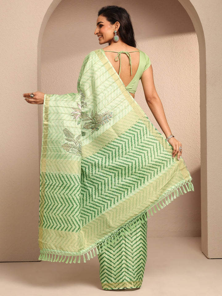 Green Embroidered Silk Blend Saree With Unstitched Blouse Piece