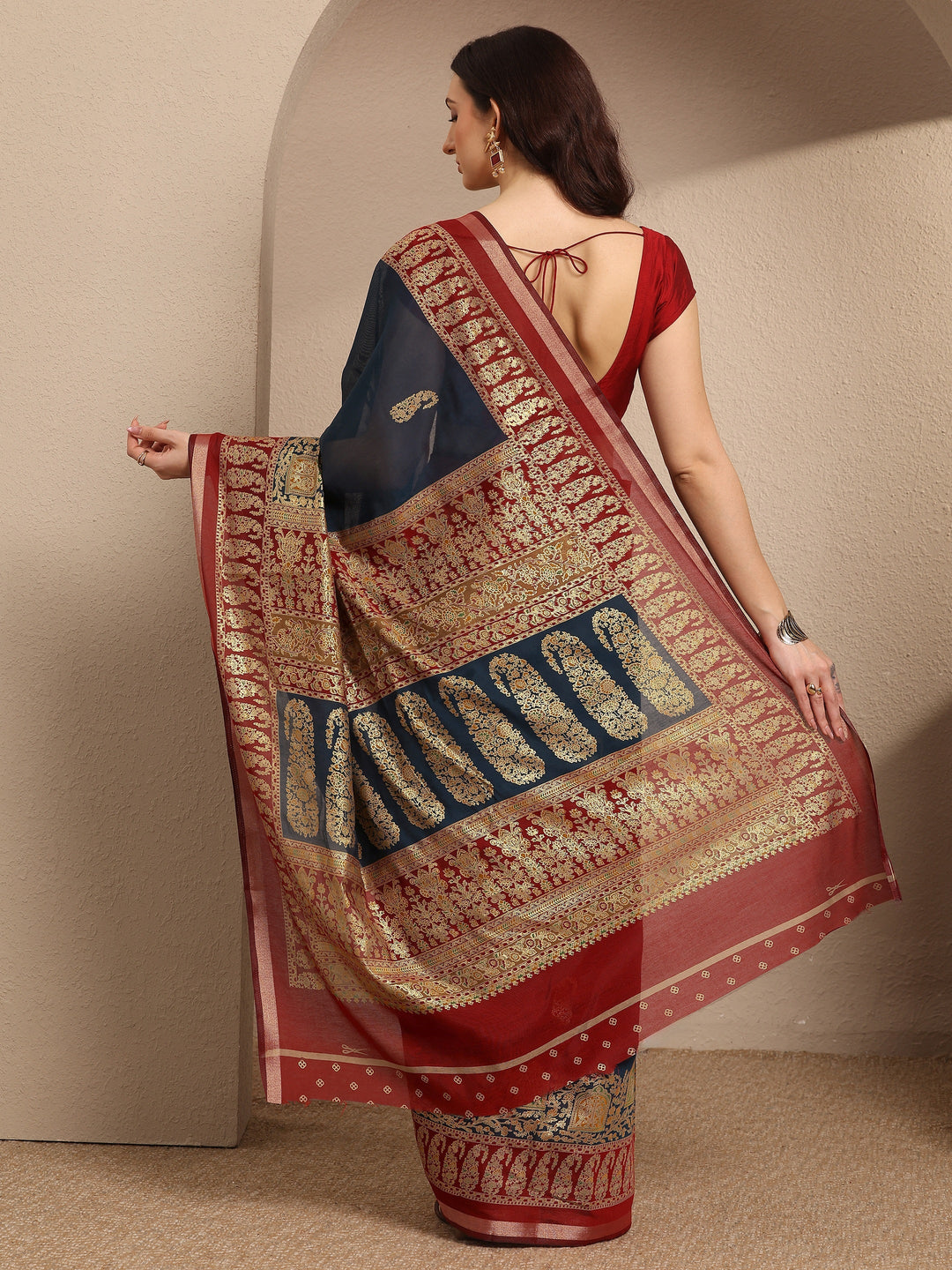 Blue Paisley Woven Design Banarsi Silk Blend Saree With Unstitched Blouse Piece