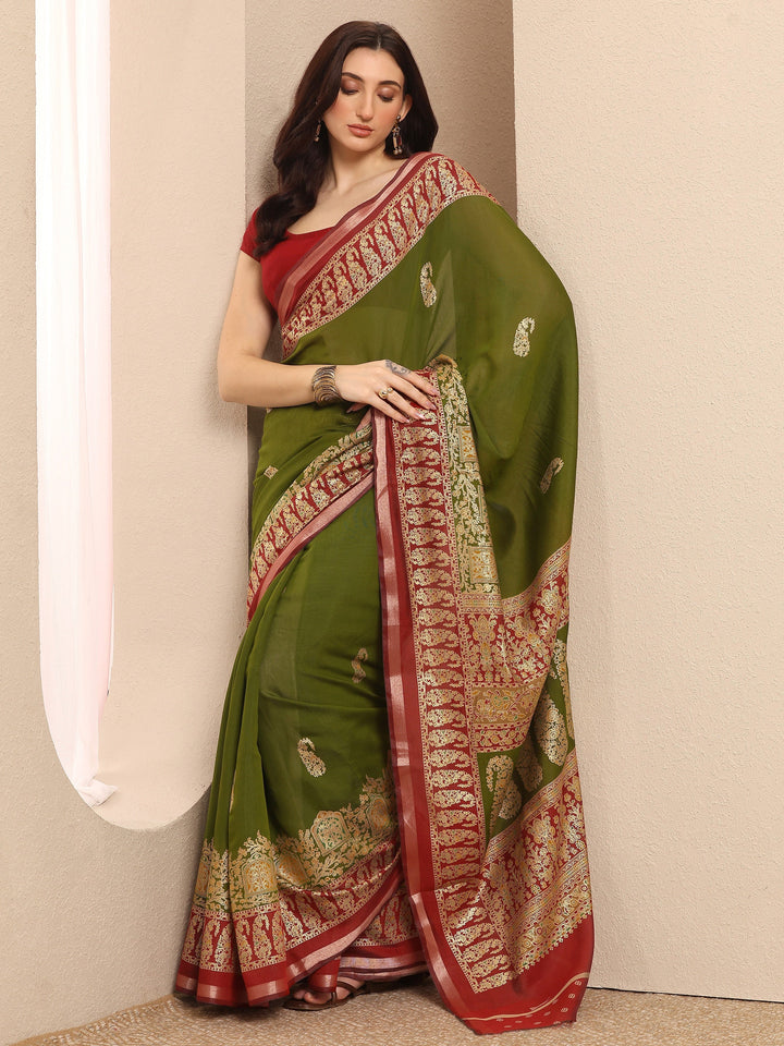 Green Paisley Woven Design Banarsi Silk Blend Saree With Unstitched Blouse Piece