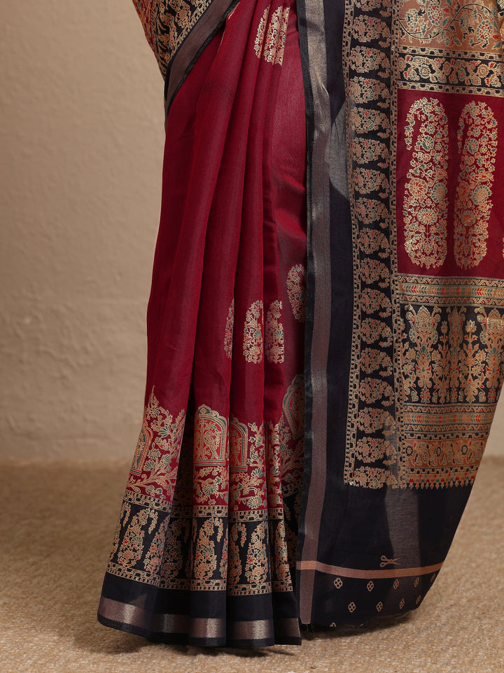 Maroon Paisley Woven Design Banarsi Silk Blend Saree With Unstitched Blouse Piece