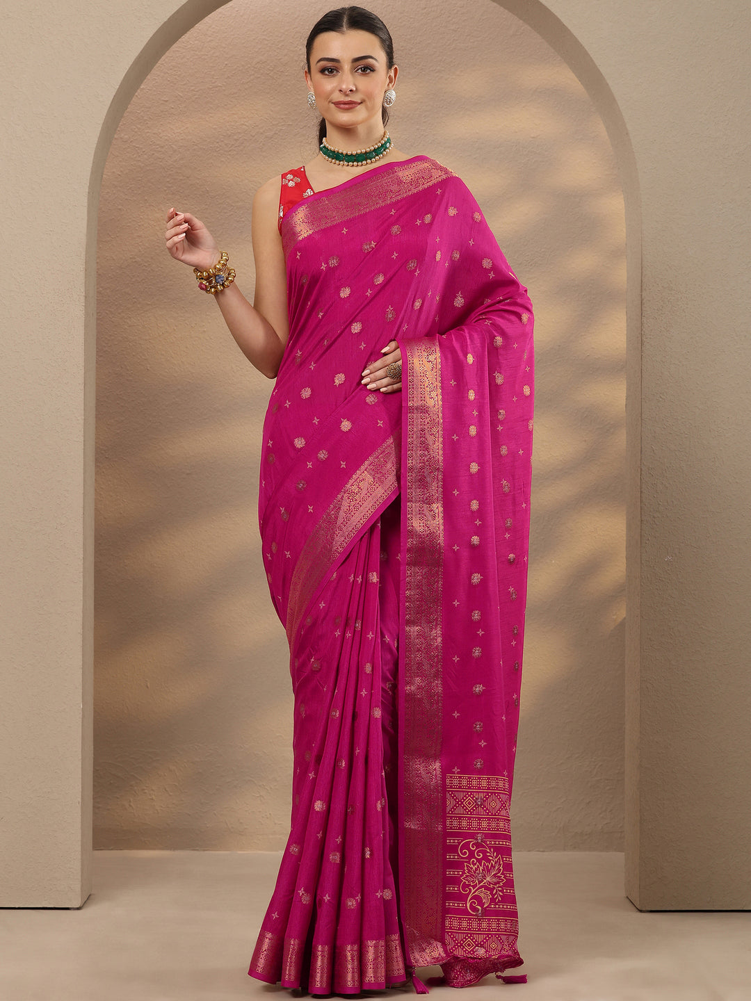 Pink Woven Design Silk Blend Saree With Unstitched Blouse Piece