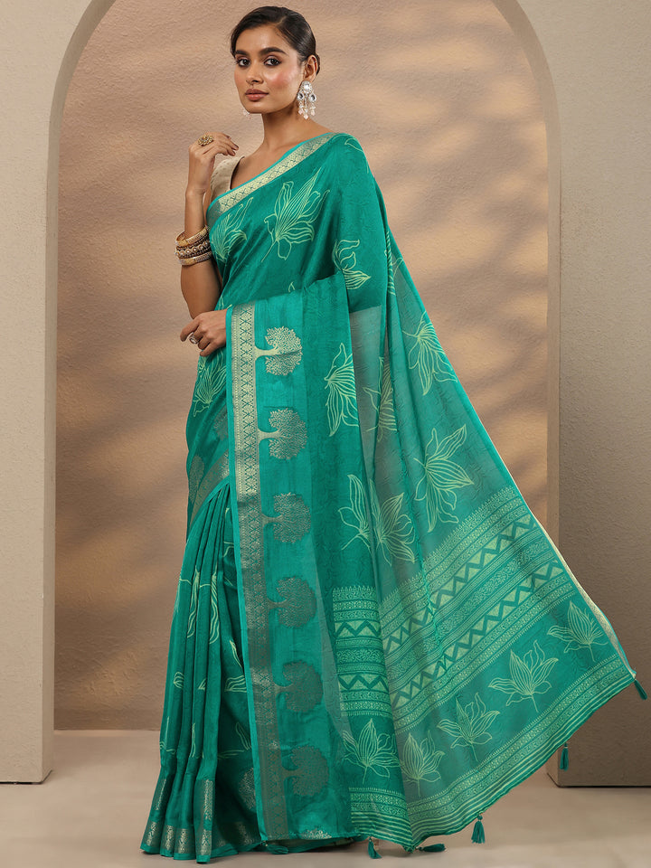 Green Embellished Silk Blend Saree With Unstitched Blouse Piece