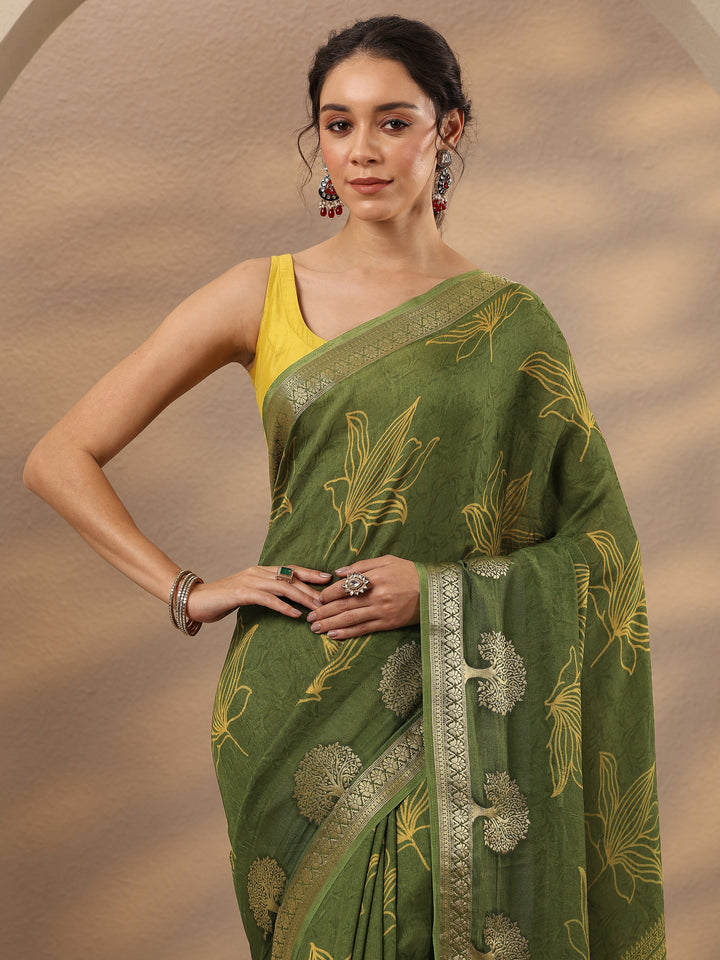 Green Embellished Silk Blend Saree With Unstitched Blouse Piece