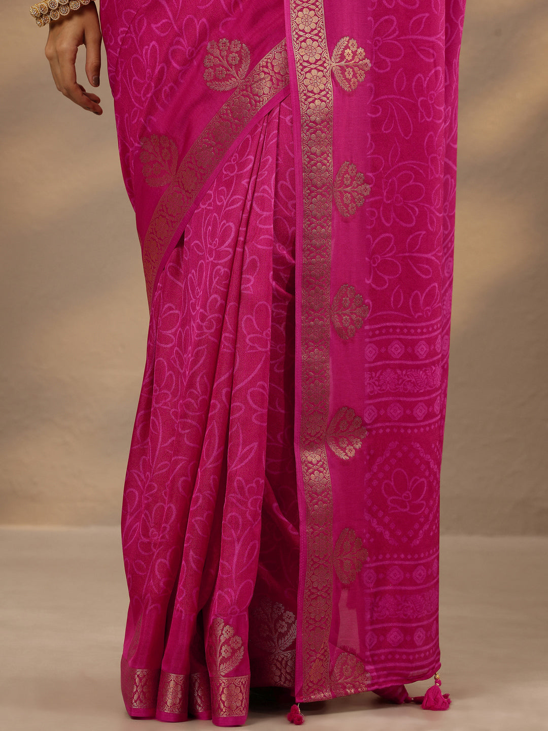 Pink Printed Silk Blend Saree With Unstitched Blouse Piece