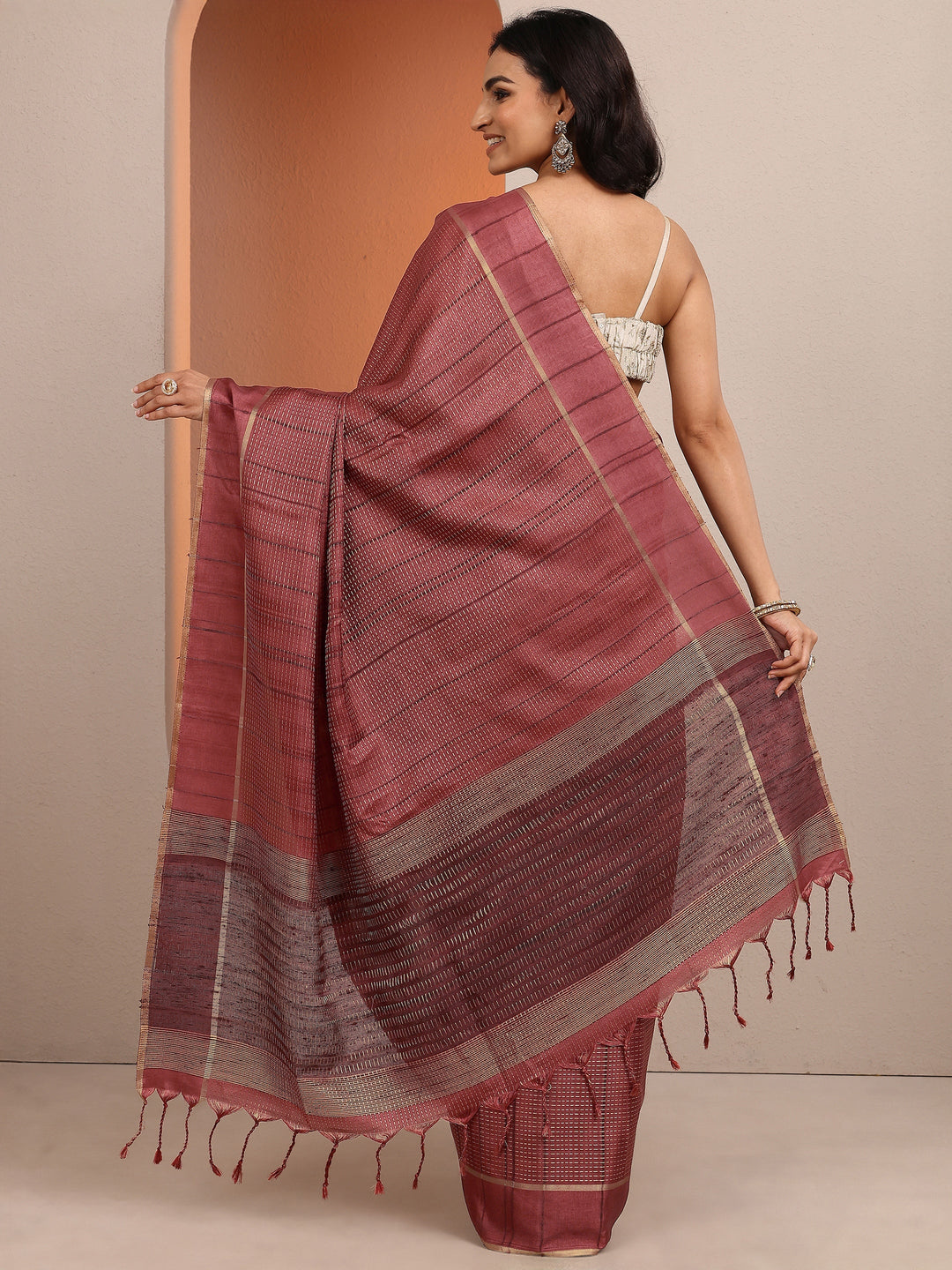 Maroon Embellished Silk Blend Saree With Unstitched Blouse Piece