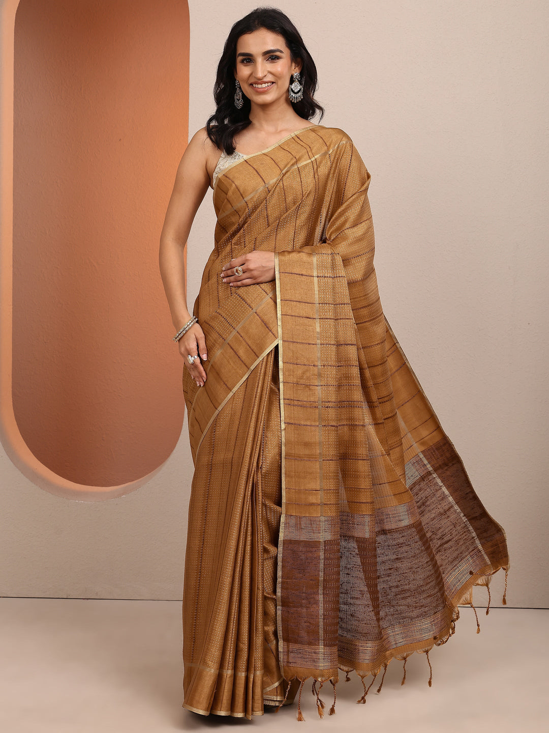 Brown Embellished Silk Blend Saree With Unstitched Blouse Piece