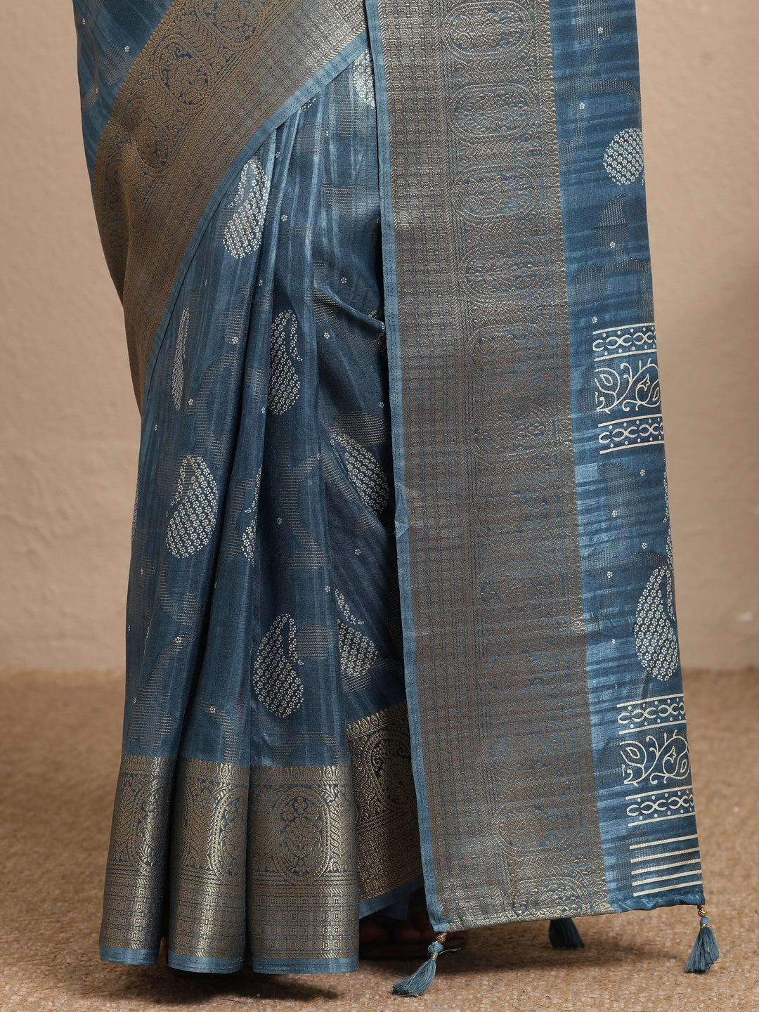 Blue Paisley Woven Design Silk Blend Saree With Unstitched Blouse Piece