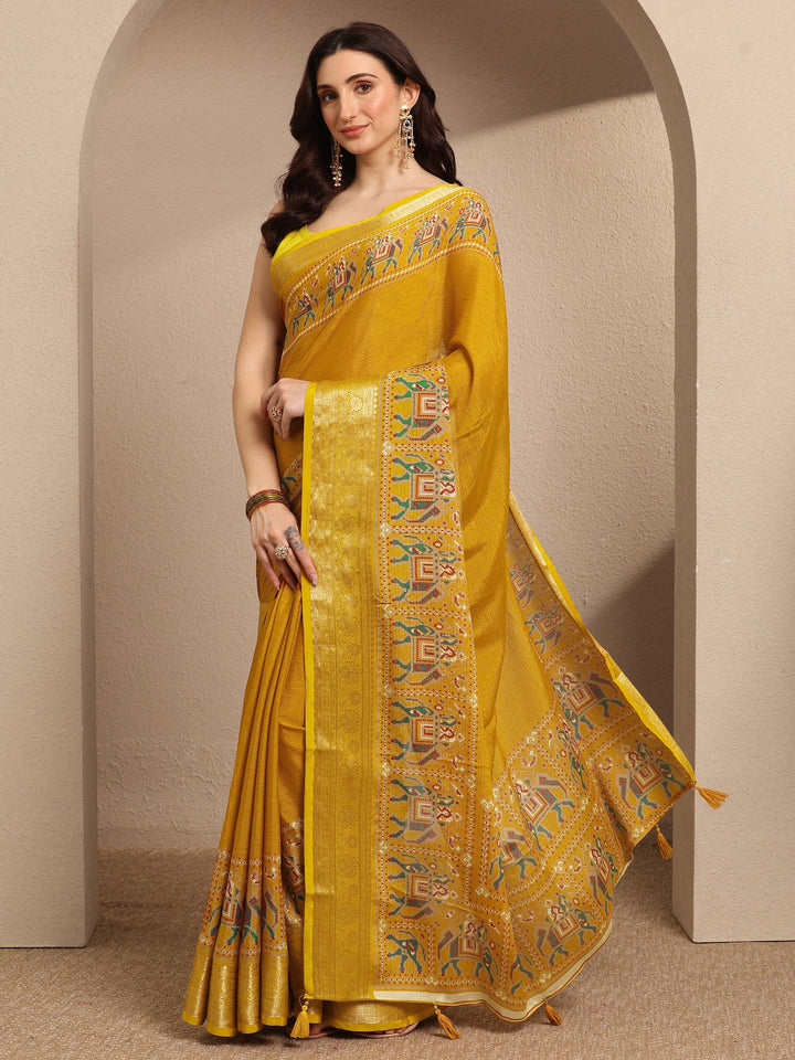 Mustard Solid Georgette Saree With Unstitched Blouse Piece