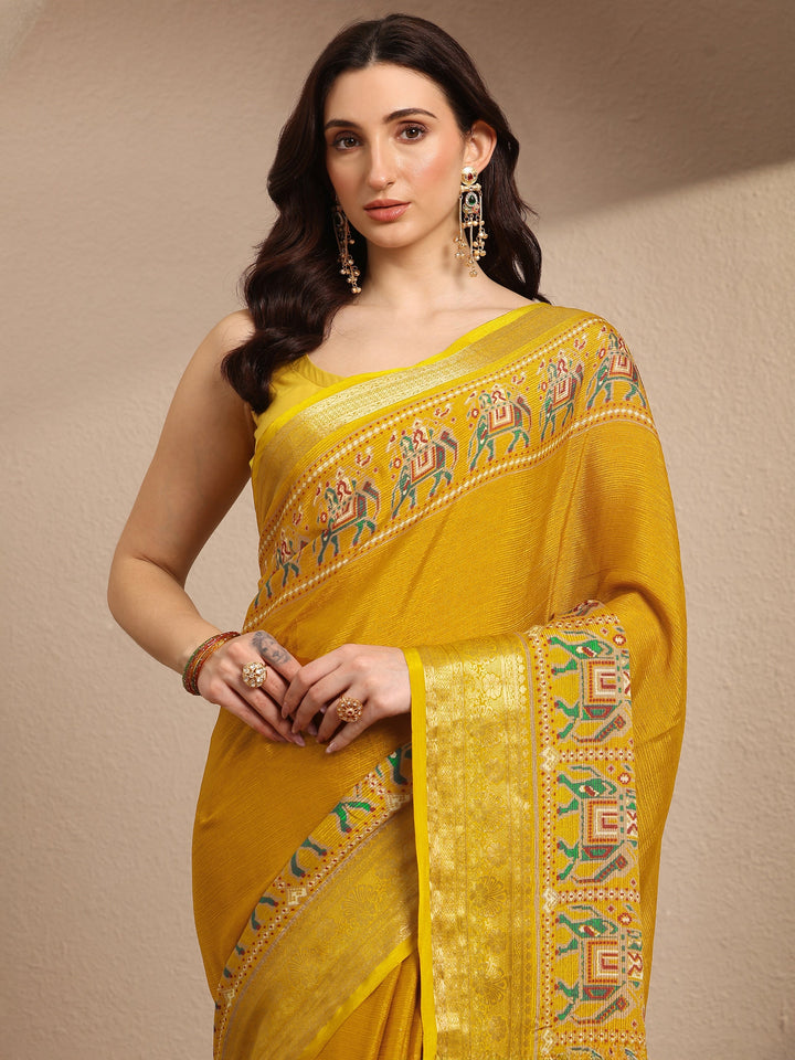Mustard Solid Georgette Saree With Unstitched Blouse Piece