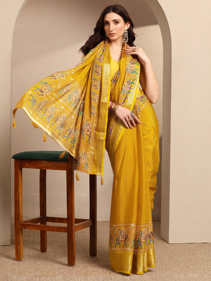 Mustard Solid Georgette Saree With Unstitched Blouse Piece