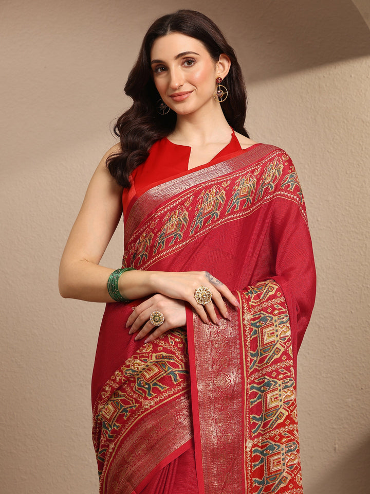 Red Solid Georgette Saree With Unstitched Blouse Piece